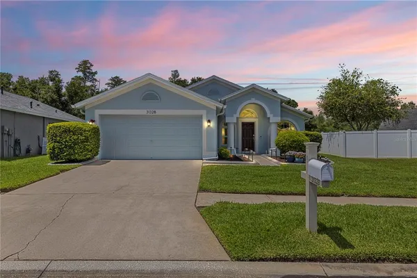 $400,000 | 31328 Wrencrest Drive, Wesley Chapel, FL 33543