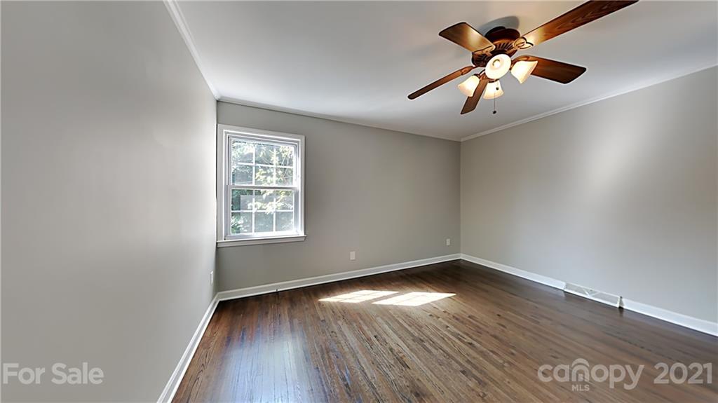5516 Sharon Road Charlotte, NC 28210 - Photo 11 of 18 Gallery Image 11
