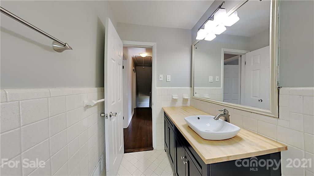 5516 Sharon Road Charlotte, NC 28210 - Photo 17 of 18 Gallery Image 17