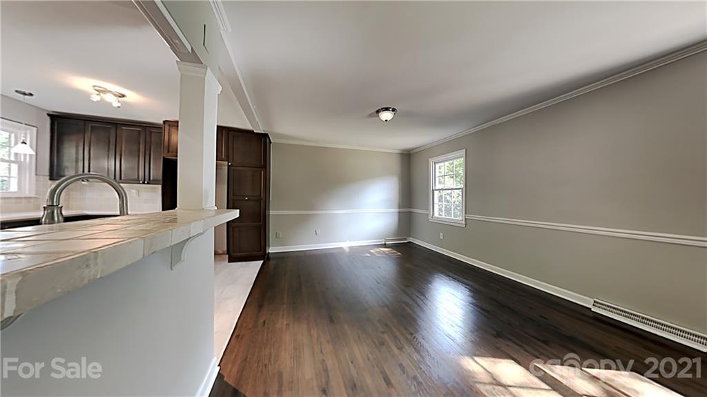 5516 Sharon Road Charlotte, NC 28210 - Photo 4 of 18 Gallery Image 4