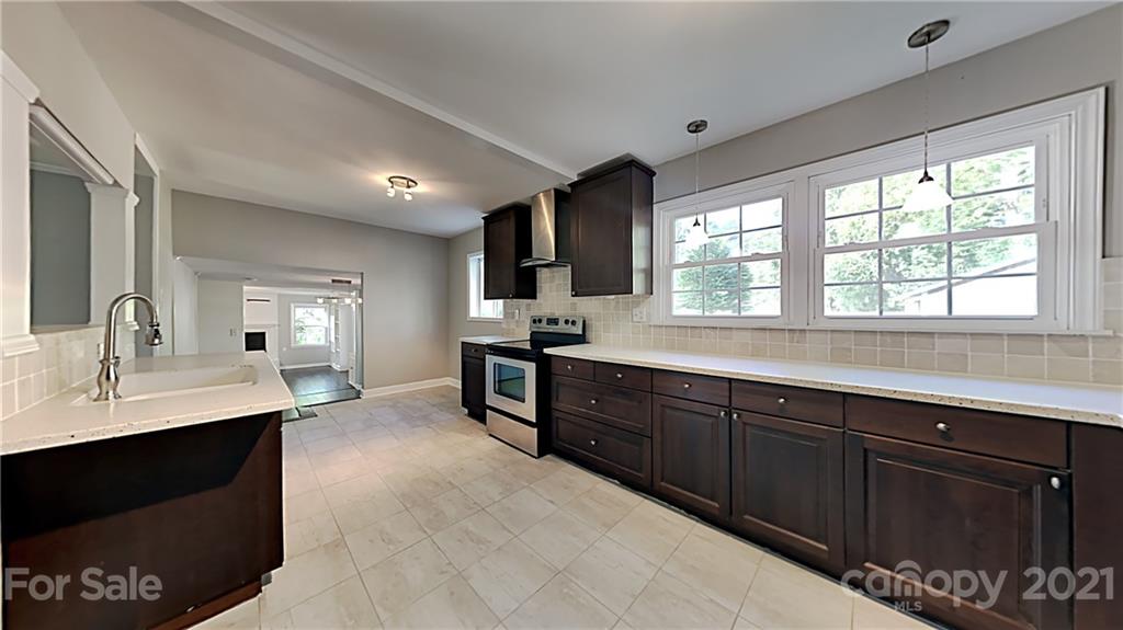 5516 Sharon Road Charlotte, NC 28210 - Photo 5 of 18 Gallery Image 5