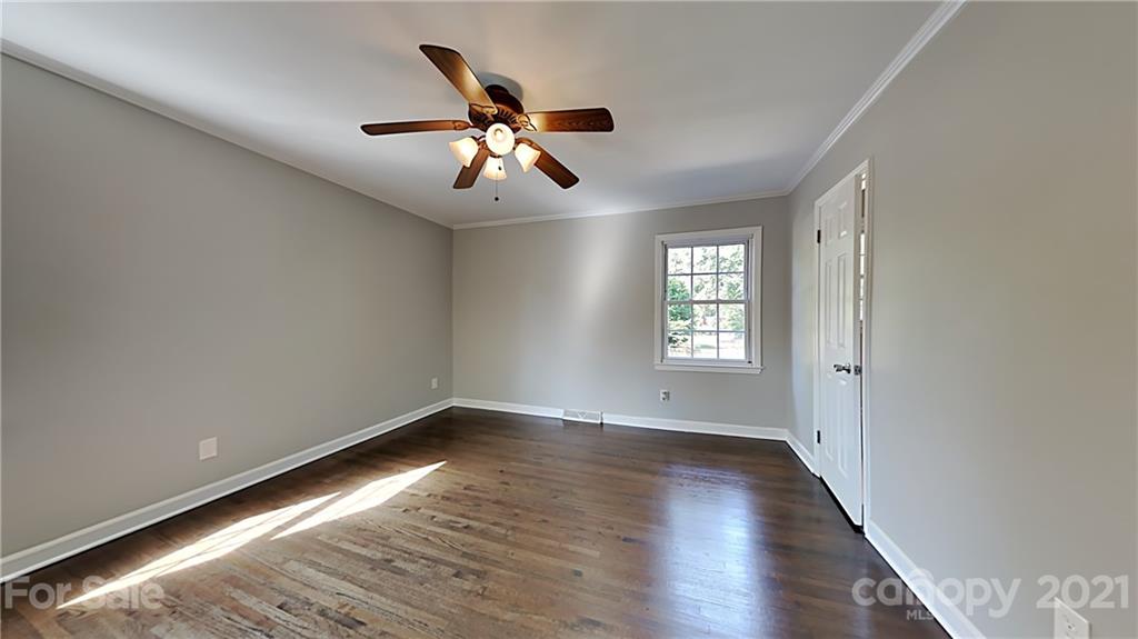 5516 Sharon Road Charlotte, NC 28210 - Photo 10 of 18 Gallery Image 10