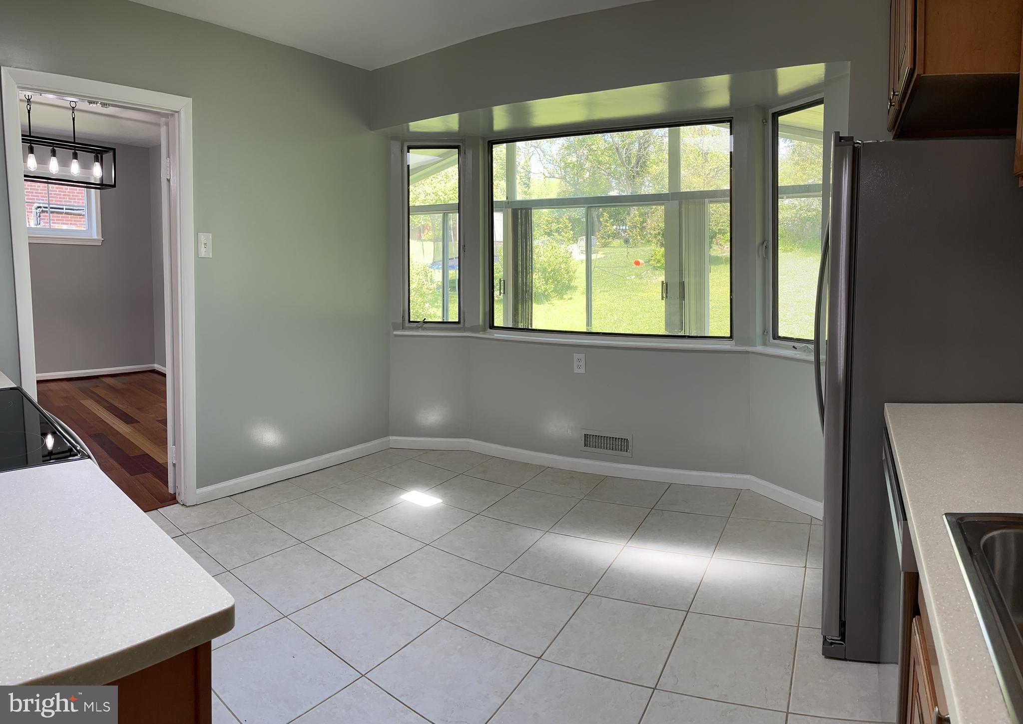 11509 Yates Street Silver Spring, MD 20902 - Photo 7 of 16 Breakfast Room