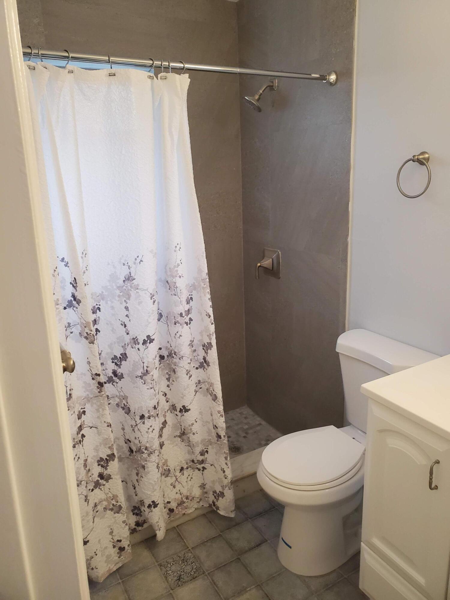 516 Northwest 53rd Street Boca Raton, FL 33487 - Photo 18 of 24 20191019_153800