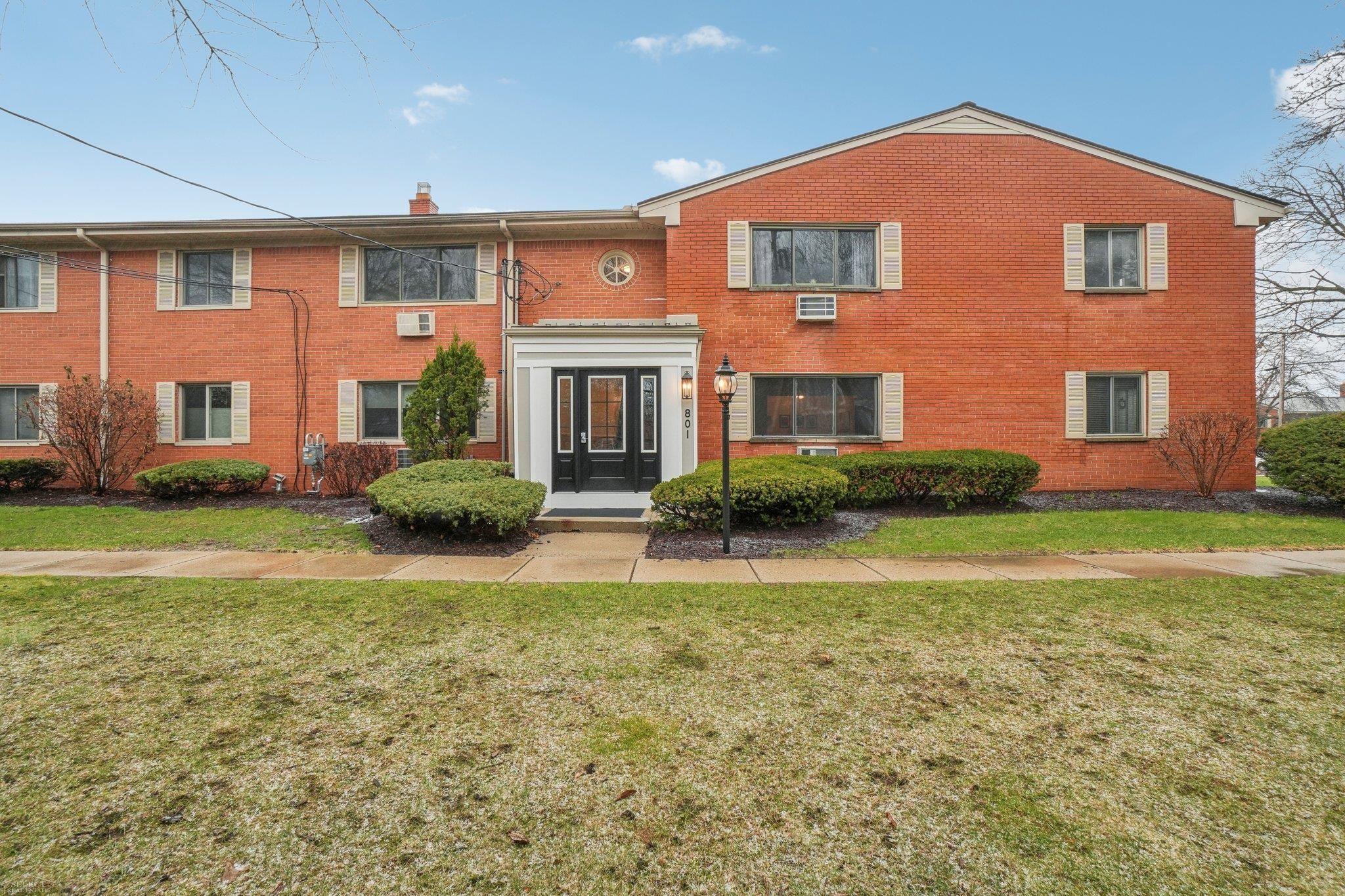 801 Plate Street, Unit 208 Rochester, MI 48307 - Photo 2 of 25