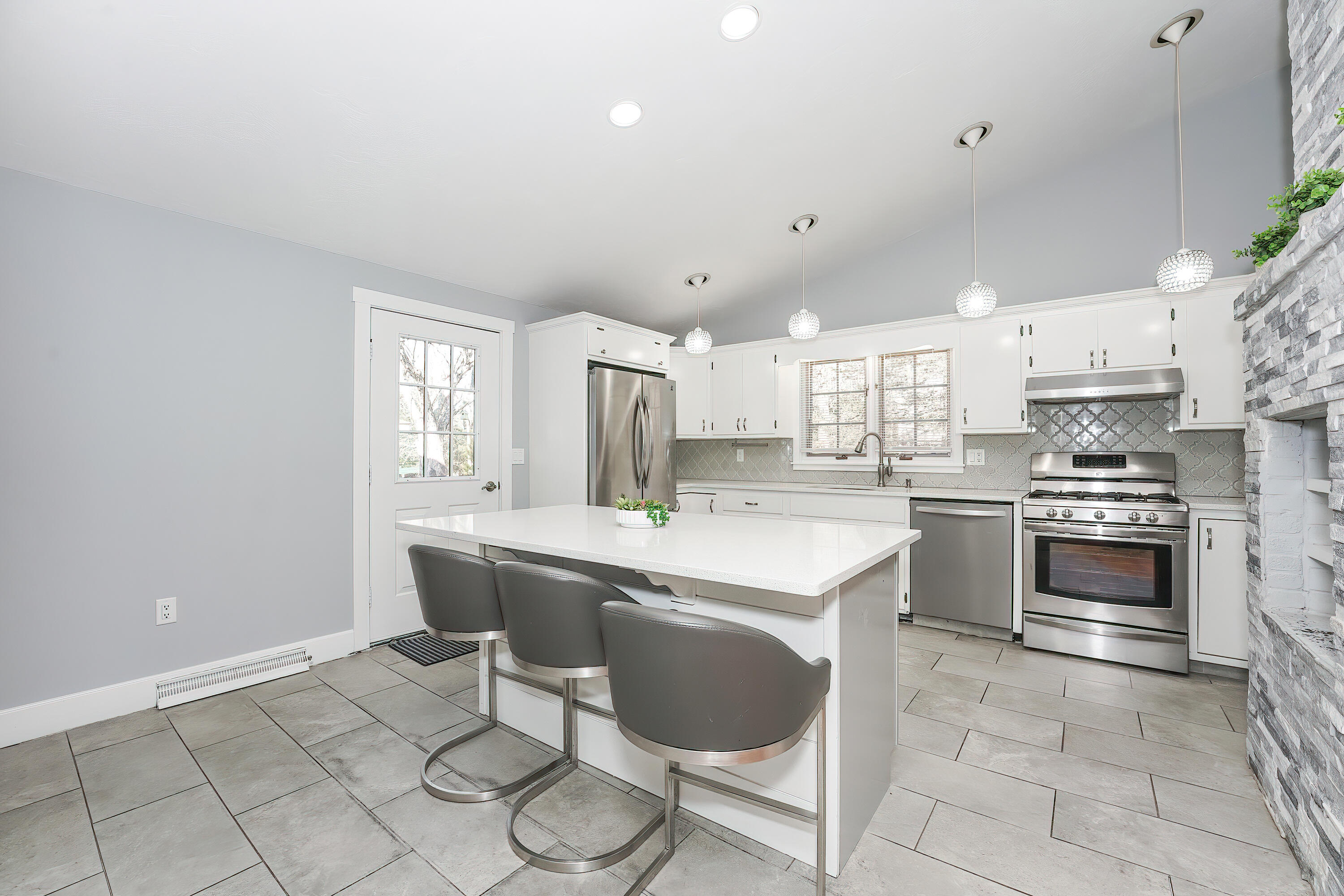 240 Oak Street West Barnstable, MA 02668 - Photo 17 of 89 Kitchen