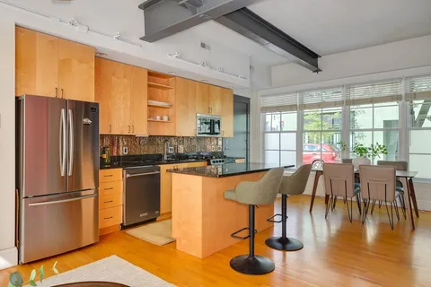$949,000 | 100 Erie Street, Unit 10, Cambridge, MA 02139