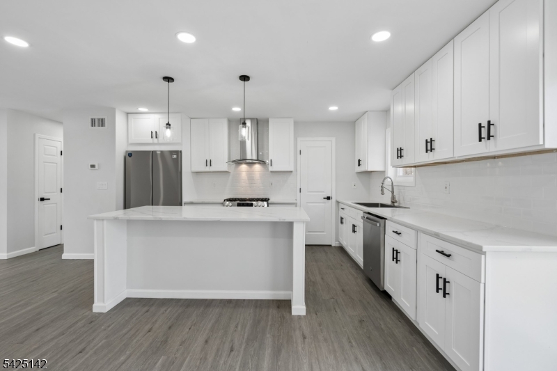 26 Hunterdon Road West Orange, NJ 07052 - Photo 11 of 36