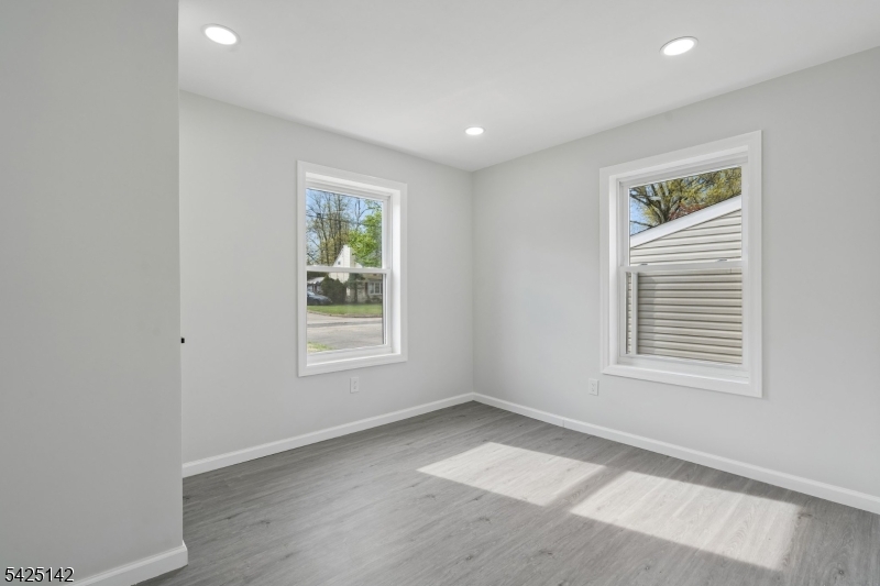 26 Hunterdon Road West Orange, NJ 07052 - Photo 16 of 36