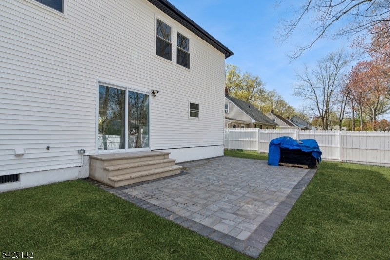 26 Hunterdon Road West Orange, NJ 07052 - Photo 31 of 36