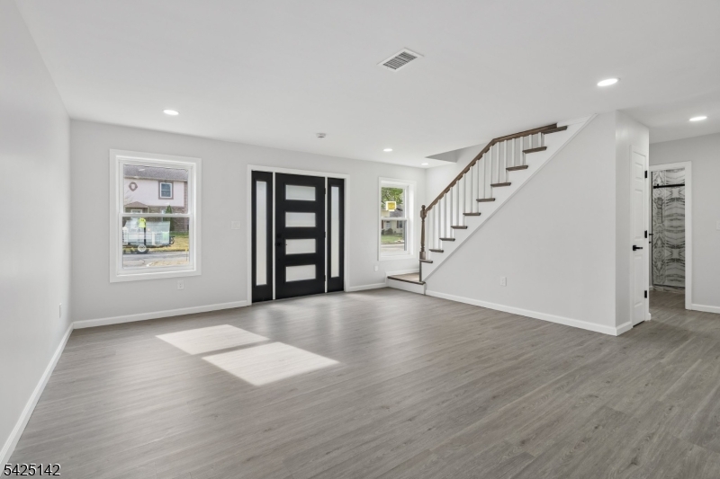 26 Hunterdon Road West Orange, NJ 07052 - Photo 6 of 36