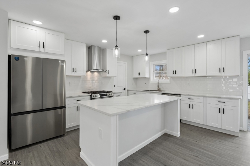 26 Hunterdon Road West Orange, NJ 07052 - Photo 10 of 36