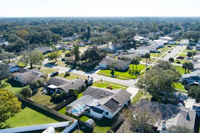 $340,000 | 614 English Oaks Drive, Port Orange, FL 32127