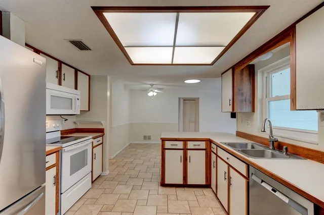 $340,000 | 614 English Oaks Drive, Port Orange, FL 32127