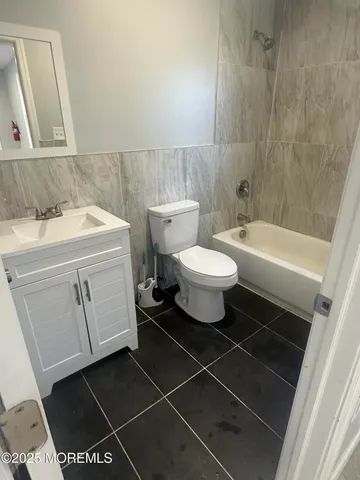 $799,900 | 240-244 Perrineville Road, Jackson, NJ 08527