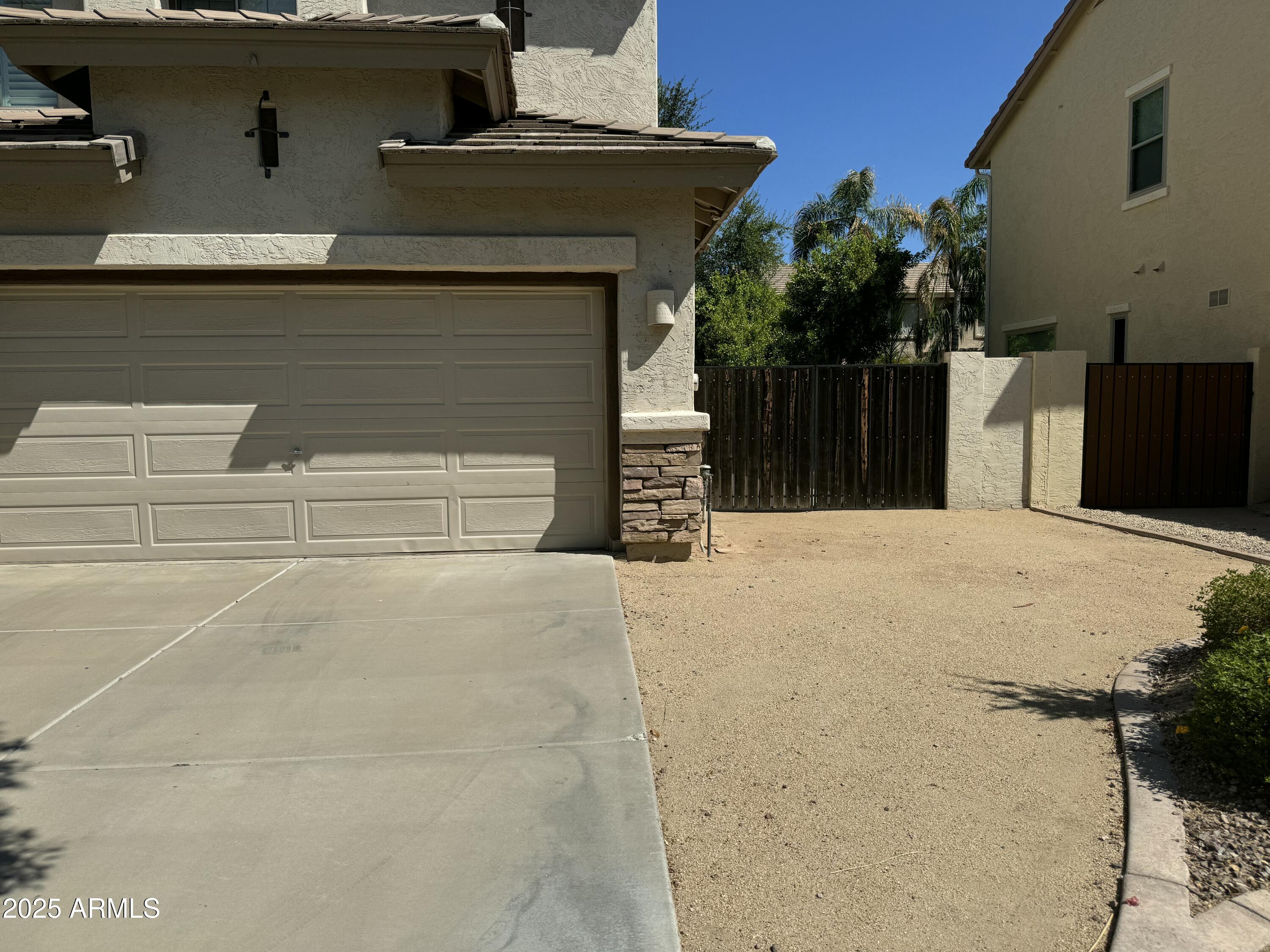 164 West Goldfinch Way Chandler, AZ 85286 - Photo 2 of 17 IMG_2609