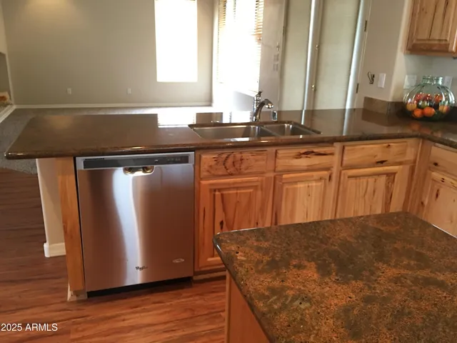 $2,995 | 164 West Goldfinch Way, Chandler, AZ 85286