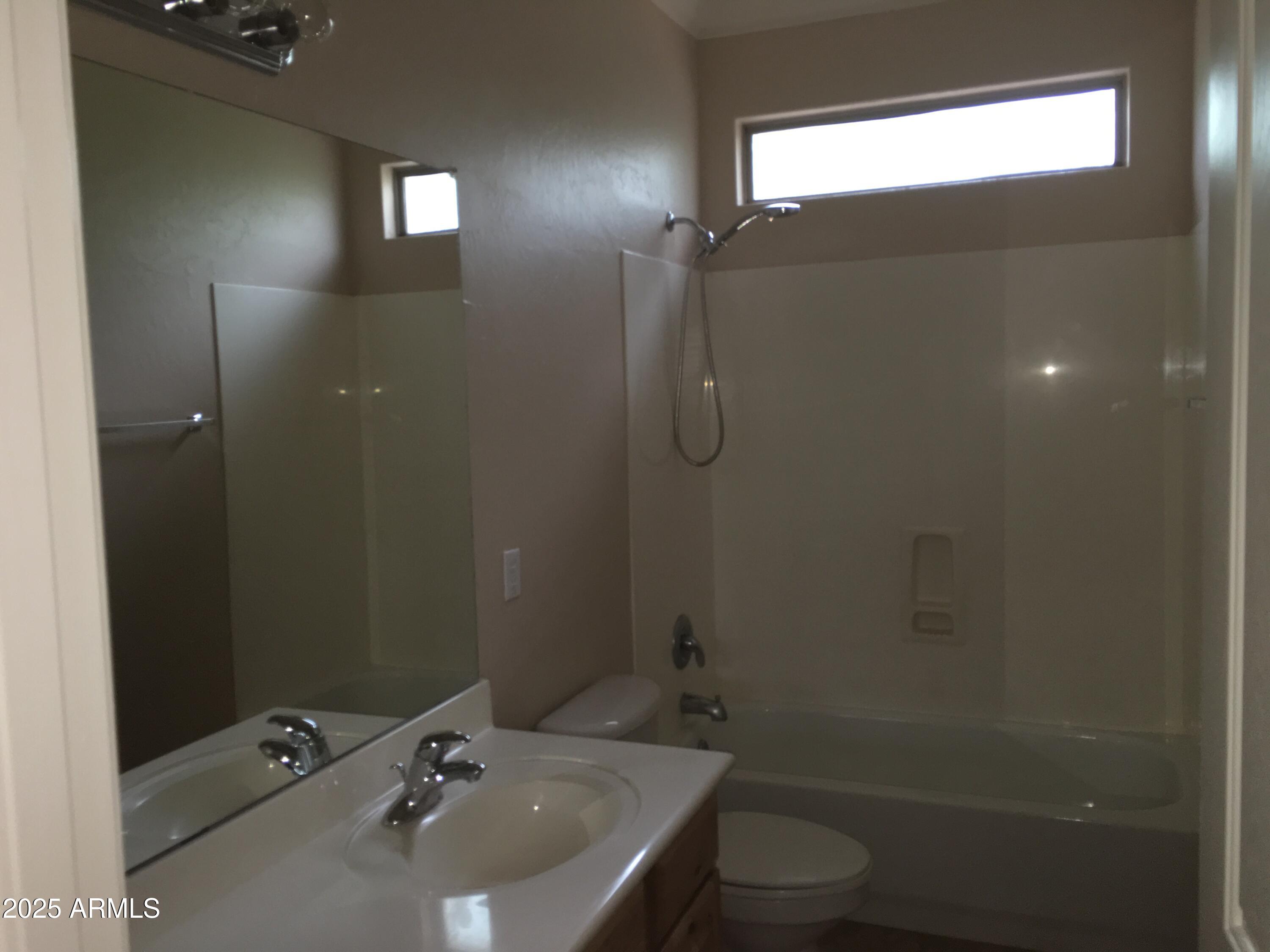 164 West Goldfinch Way Chandler, AZ 85286 - Photo 10 of 17 IMG_4150 2