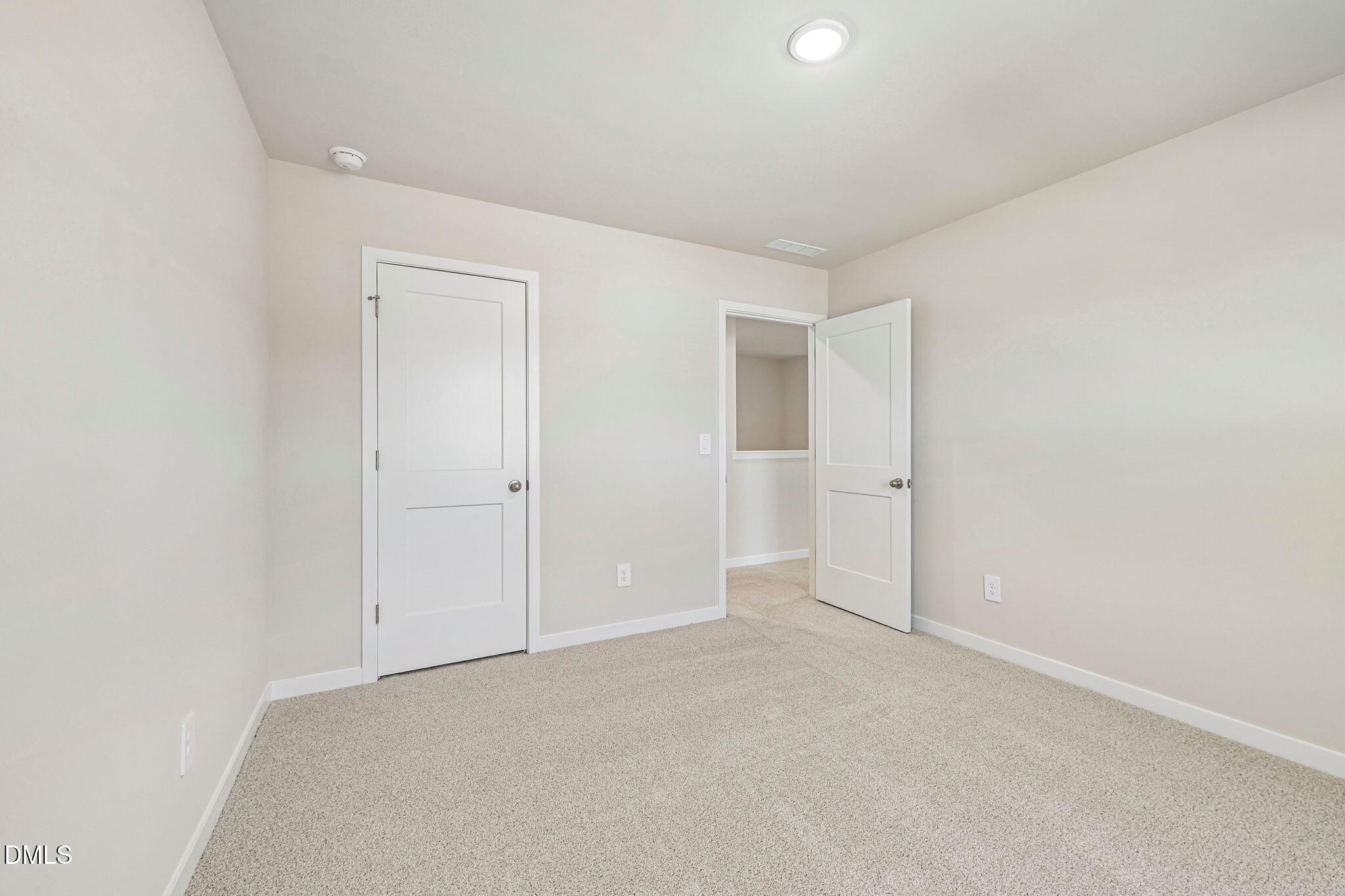 1452 Hatteras Road Durham, NC 27703 - Photo 38 of 49 38-web-or-mls-Raleigh - Avalon Place - 1