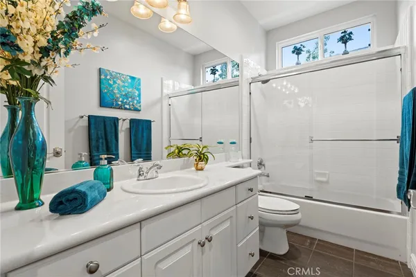 $999,000 | 28445 Linda Vista Street, Canyon Country, CA 91387