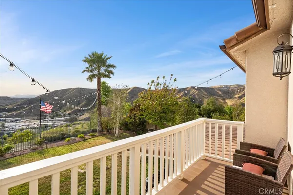 $999,000 | 28445 Linda Vista Street, Canyon Country, CA 91387
