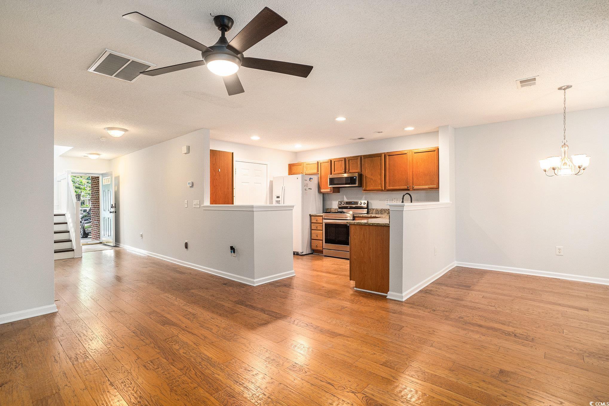 1024 Stanton PI, Unit 1024 Myrtle Beach, SC 29579 - Photo 5 of 26 Gallery Image 5
