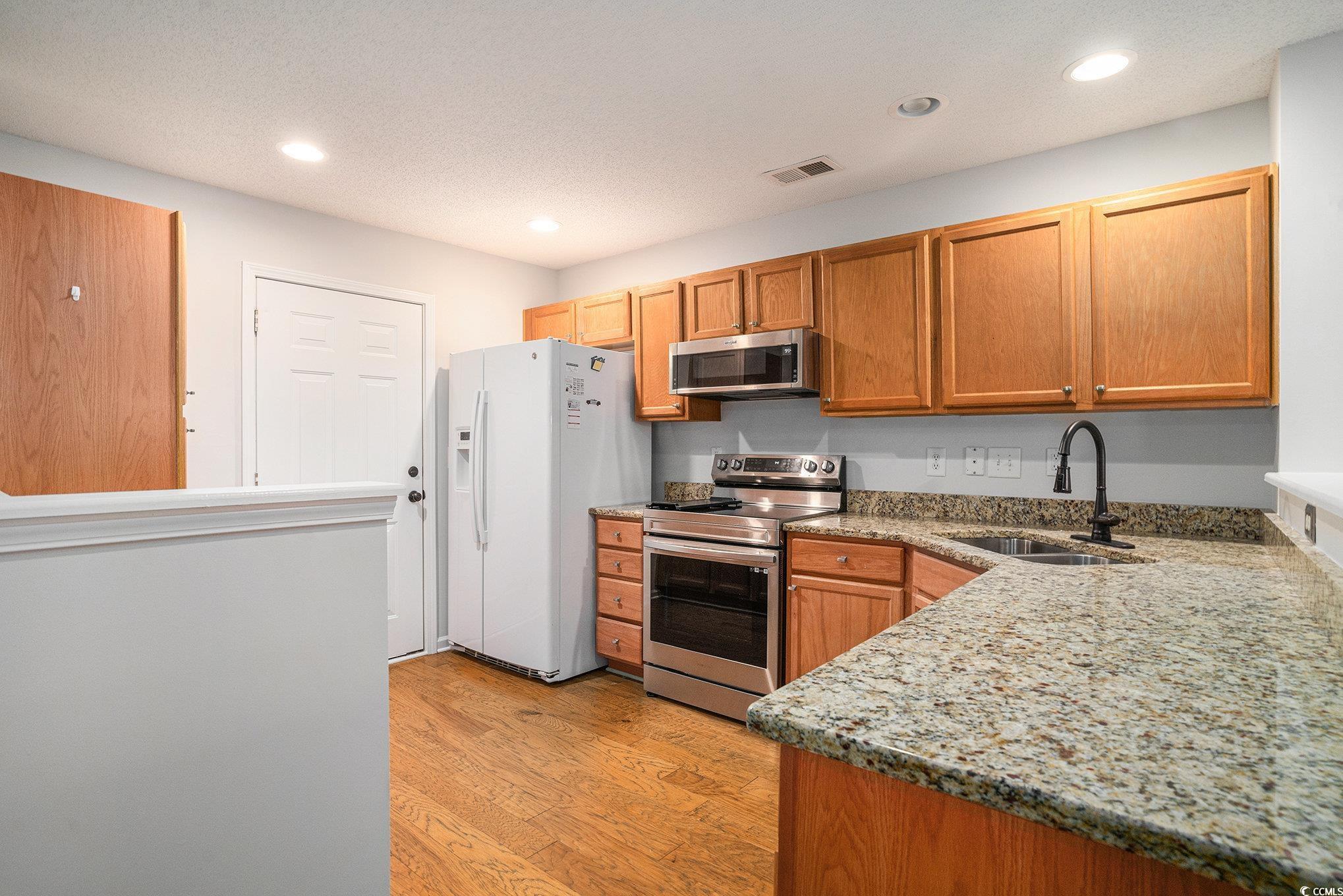 1024 Stanton PI, Unit 1024 Myrtle Beach, SC 29579 - Photo 10 of 26 Granite Counters