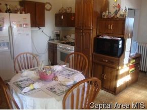 8097 Kimball Road Williamsville, IL 62693 - Photo 6 of 12 Gallery Image 6