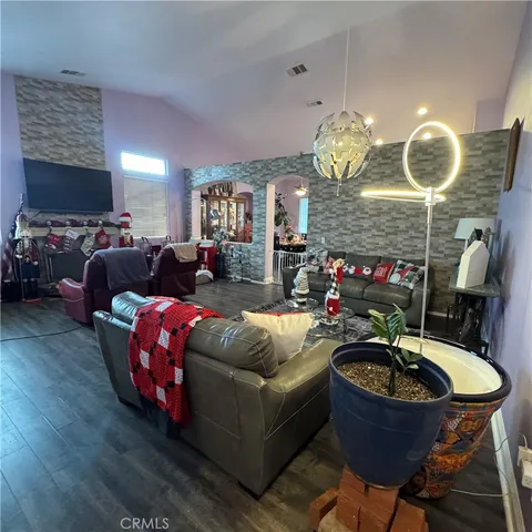 $549,000 | 44528 Camolin Lane, Lancaster, CA 93534