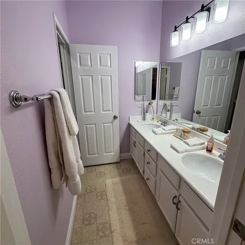 $549,000 | 44528 Camolin Lane, Lancaster, CA 93534