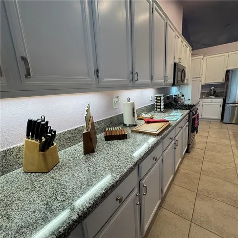 $549,000 | 44528 Camolin Lane, Lancaster, CA 93534