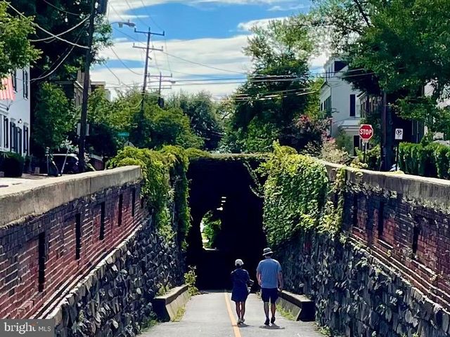 $1,030,000 | 421 Wilkes Street, Alexandria, VA 22314