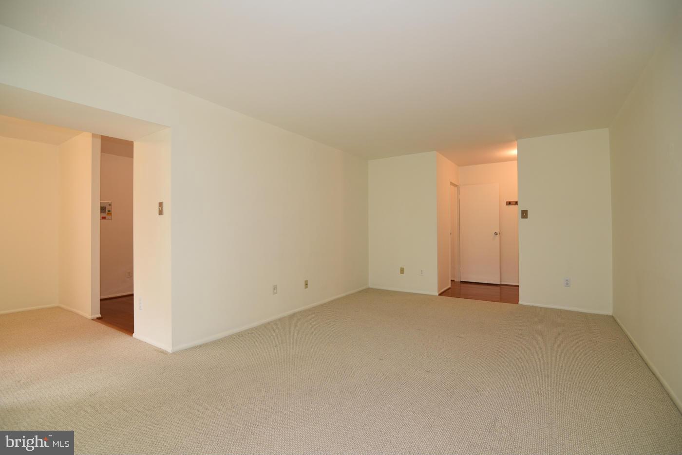 2012 Colts Neck Road, Unit 12A Reston, VA 20191 - Photo 6 of 26 Living Room