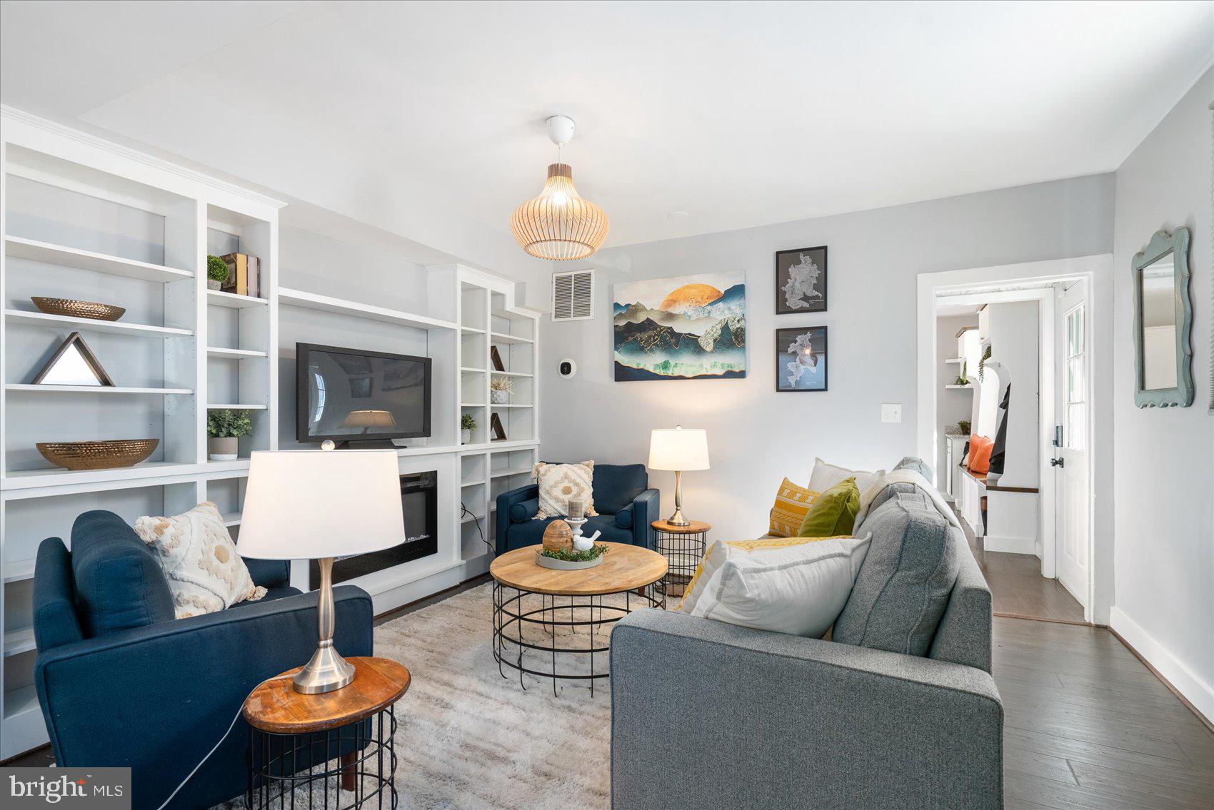 3643 Roland Avenue Baltimore, MD 21211 - Photo 12 of 41 Gallery Image 12