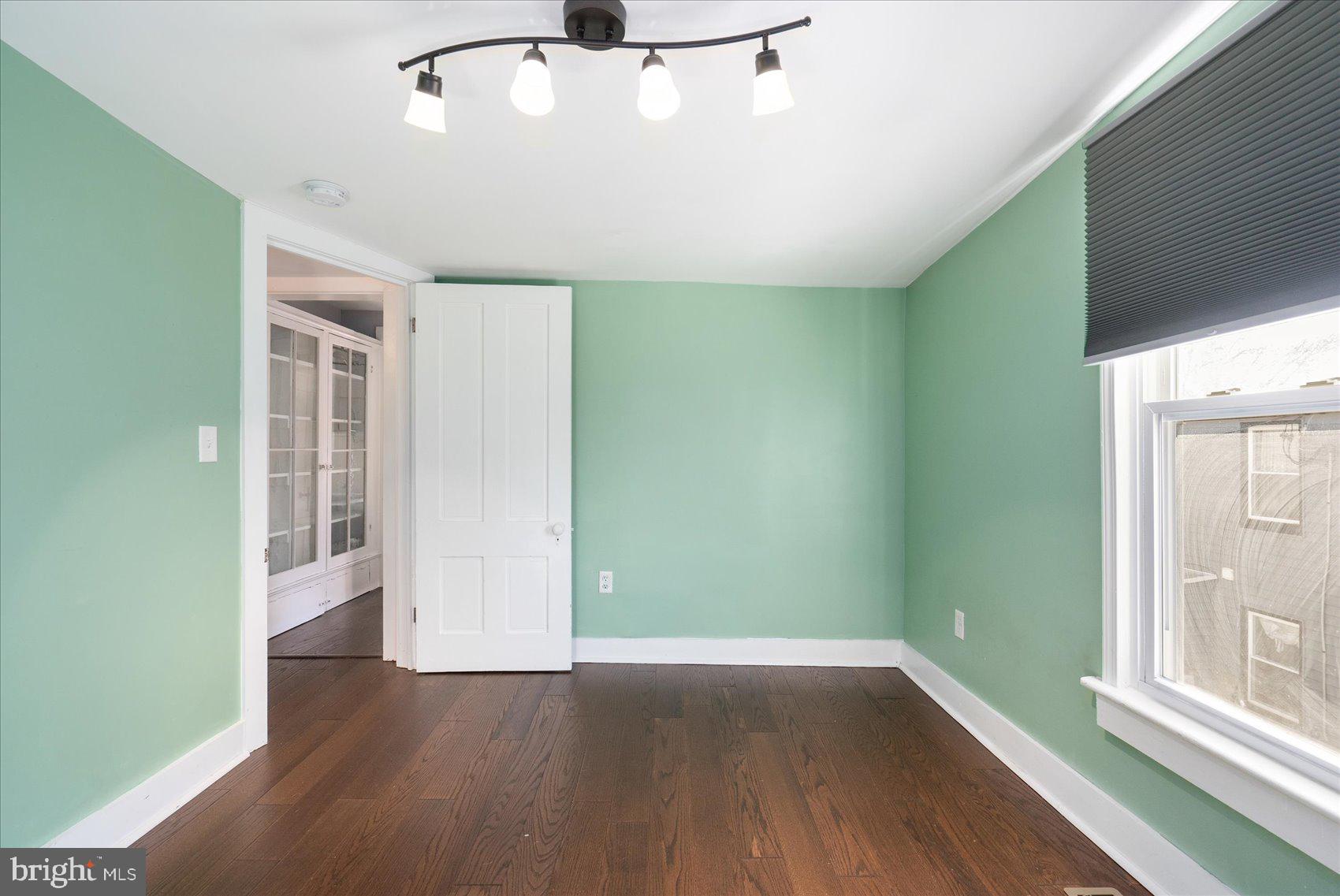3643 Roland Avenue Baltimore, MD 21211 - Photo 33 of 41 Gallery Image 33
