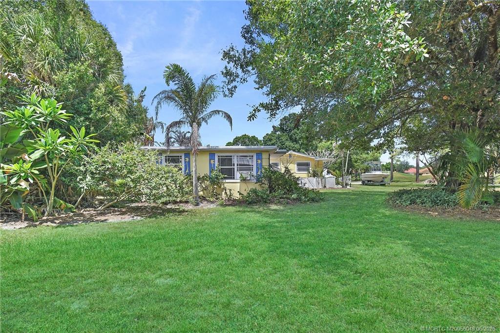 1413 Southwest Heather Terrace Stuart, FL 34997 - Photo 5 of 16
