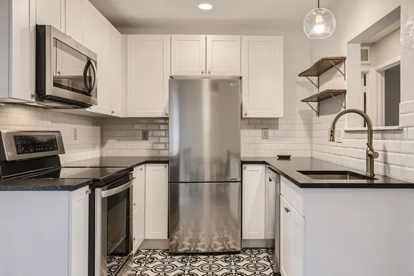 $1,650 | 1015 East Yager Lane, Unit 141, Austin, TX 78753