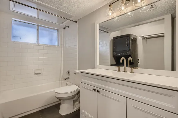 $1,650 | 1015 East Yager Lane, Unit 141, Austin, TX 78753