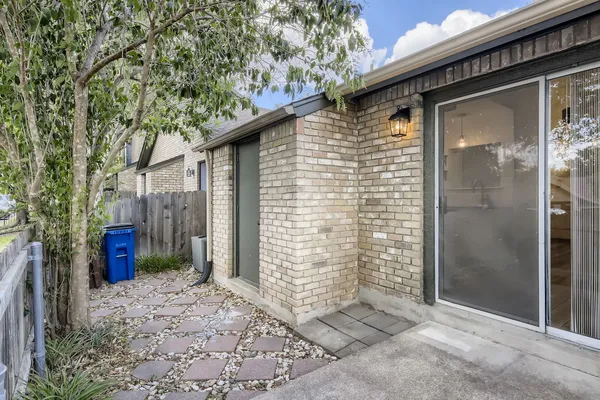 $1,650 | 1015 East Yager Lane, Unit 141, Austin, TX 78753