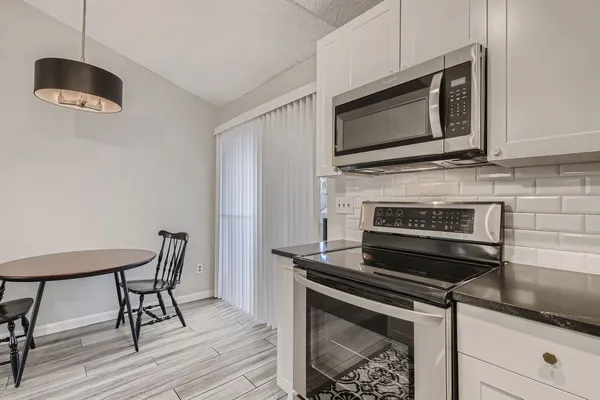 $1,650 | 1015 East Yager Lane, Unit 141, Austin, TX 78753