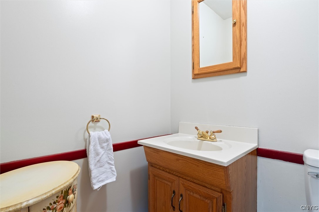 4518 Cleveland Road Onondaga, NY 13215 - Photo 24 of 40 Half bath, main floor.