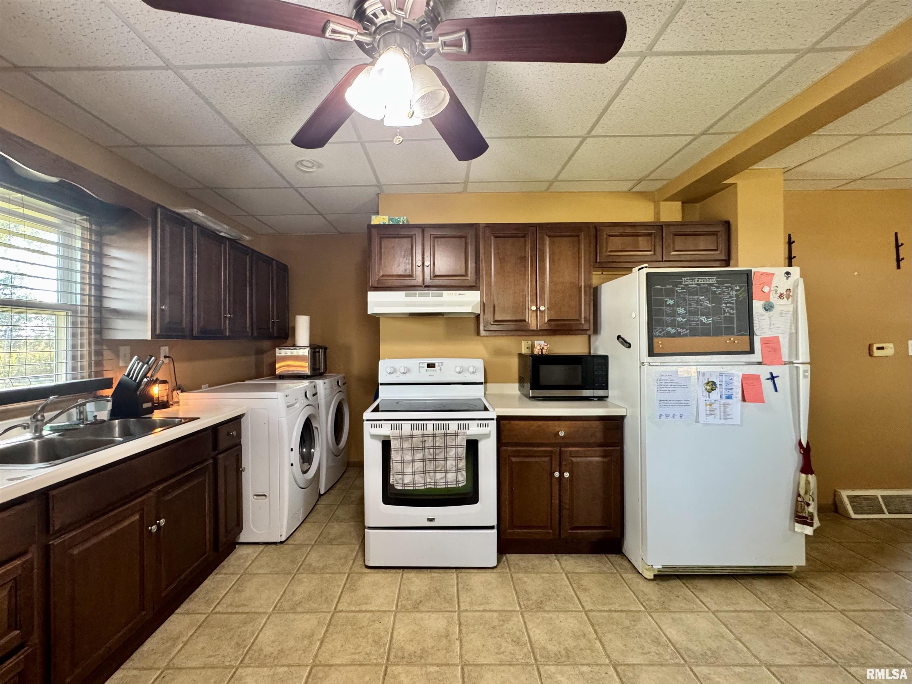 5515 Bunker Hill Road Fulton, IL 61252 - Photo 11 of 31