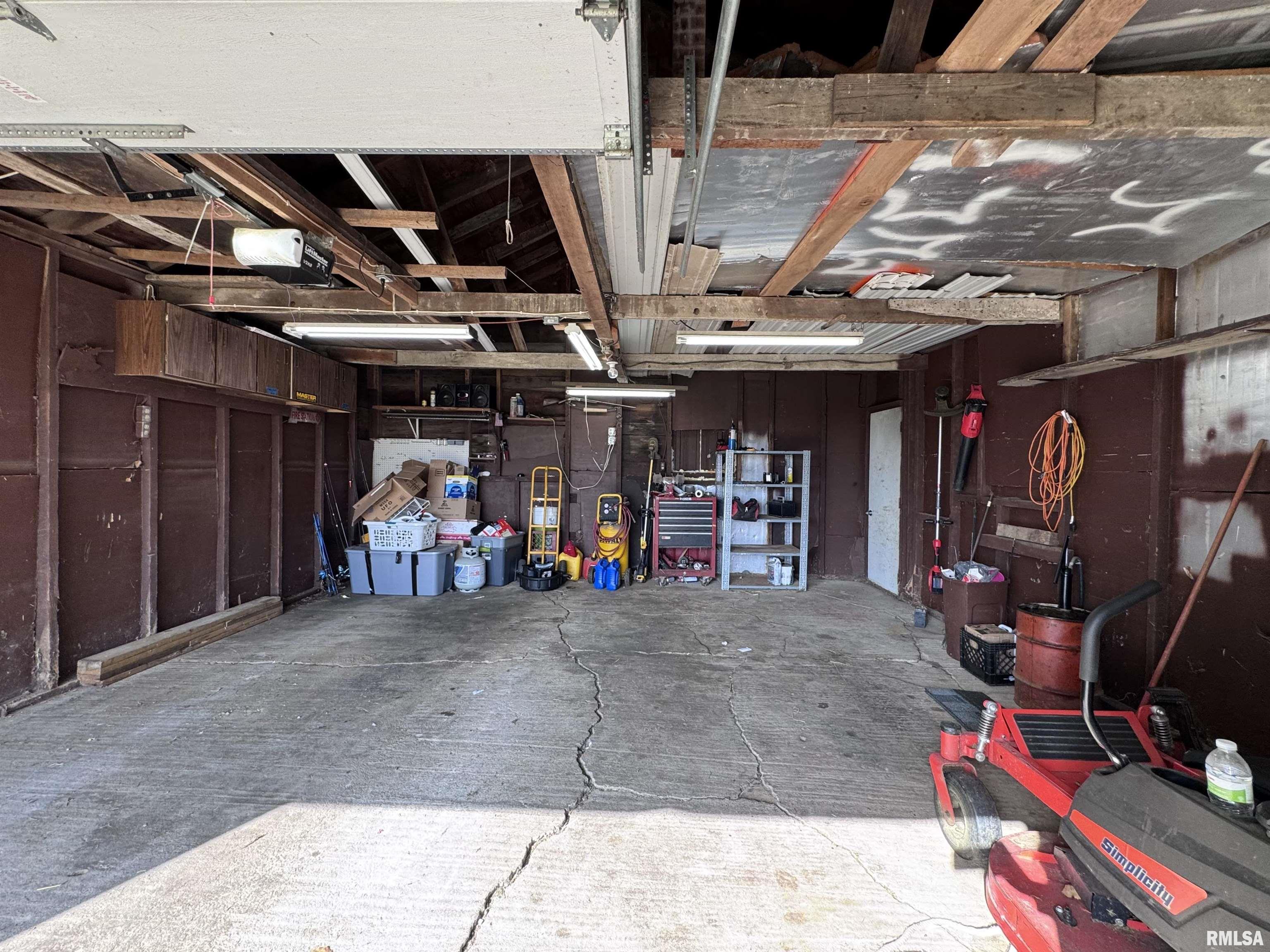 5515 Bunker Hill Road Fulton, IL 61252 - Photo 10 of 31