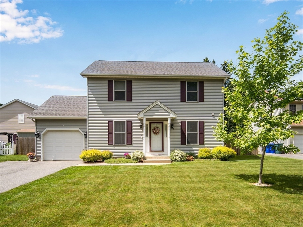 1572 Sumner Avenue Springfield, MA 01118 - Photo 1 of 33 Gallery Image 1