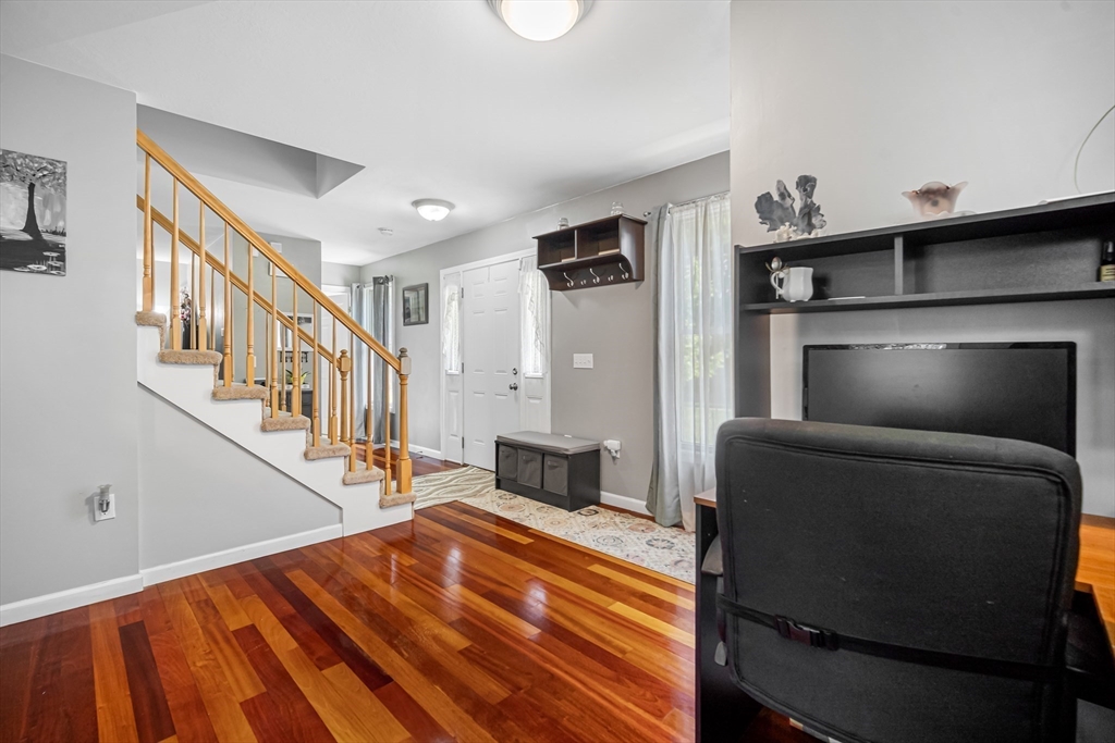 1572 Sumner Avenue Springfield, MA 01118 - Photo 13 of 33 Gallery Image 13