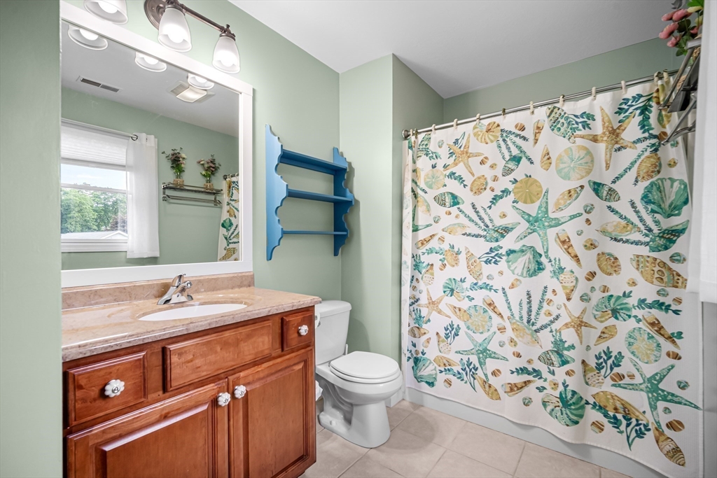 1572 Sumner Avenue Springfield, MA 01118 - Photo 22 of 33 Gallery Image 22