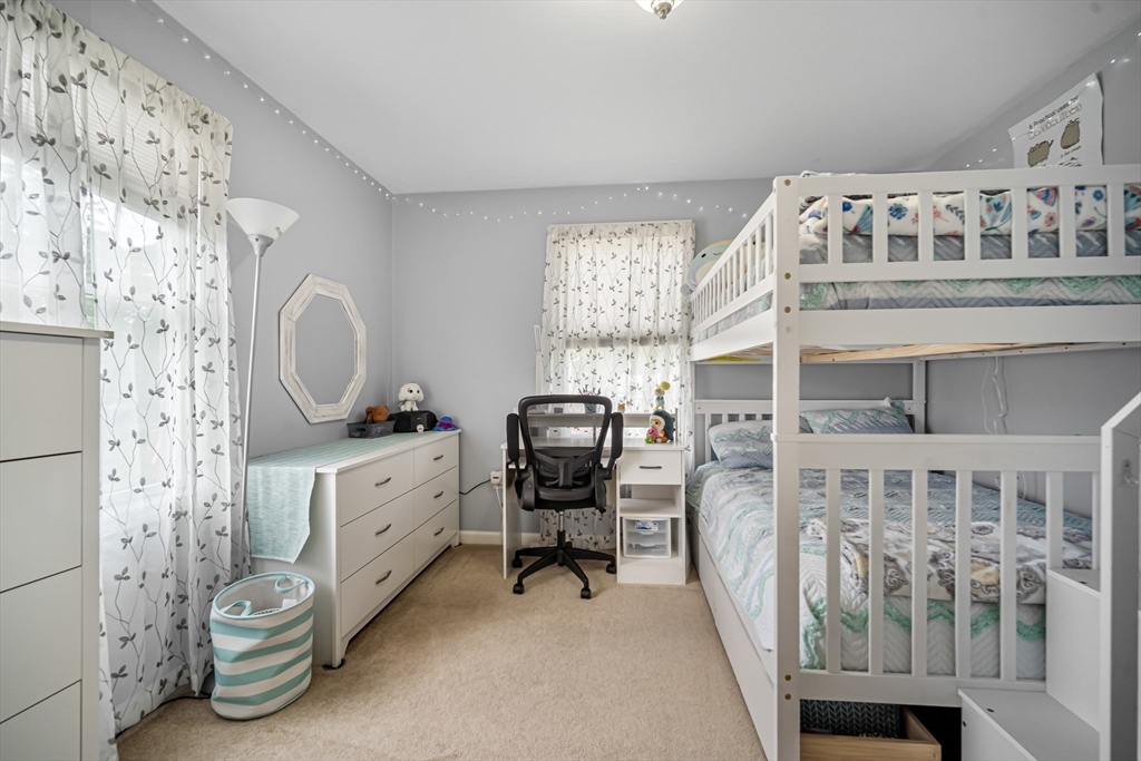 1572 Sumner Avenue Springfield, MA 01118 - Photo 25 of 33 Gallery Image 25