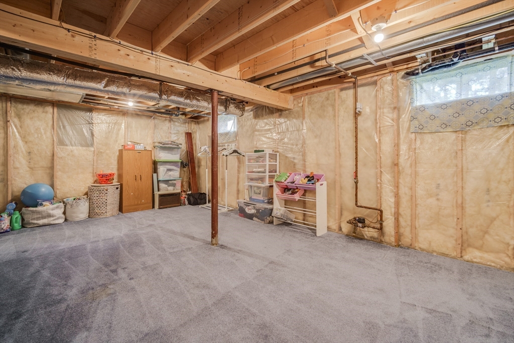 1572 Sumner Avenue Springfield, MA 01118 - Photo 27 of 33 Gallery Image 27