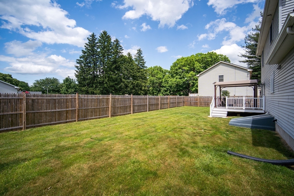 1572 Sumner Avenue Springfield, MA 01118 - Photo 31 of 33 Gallery Image 31