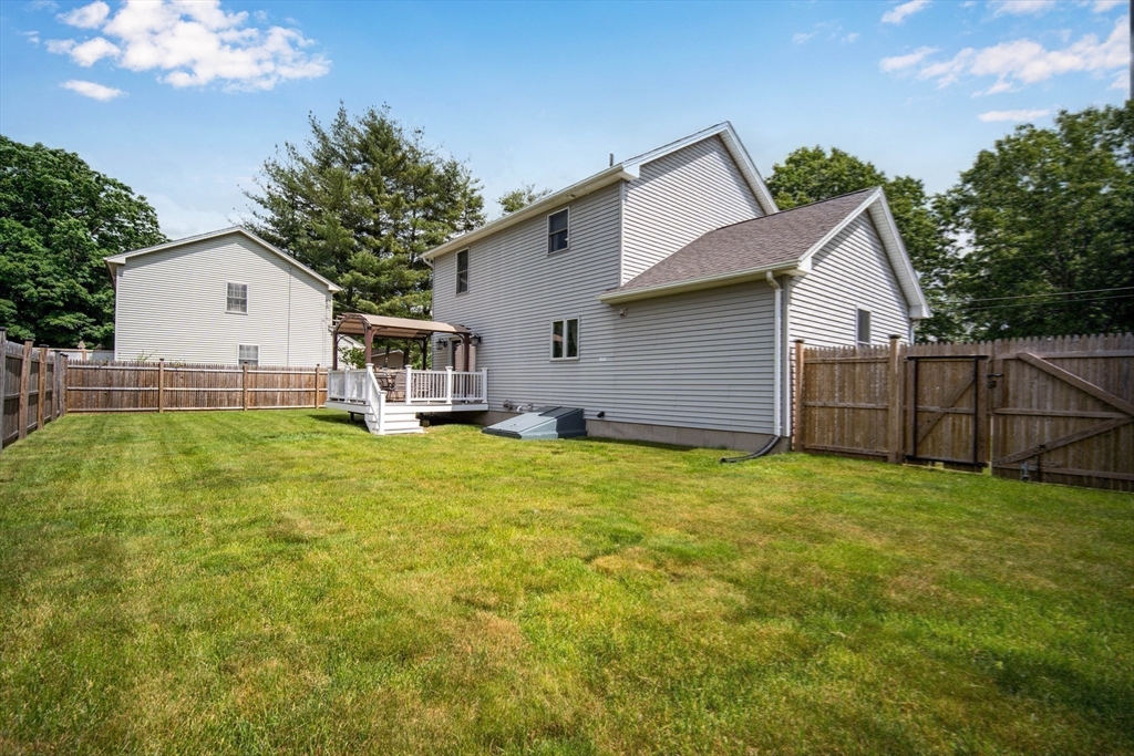 1572 Sumner Avenue Springfield, MA 01118 - Photo 32 of 33 Gallery Image 32